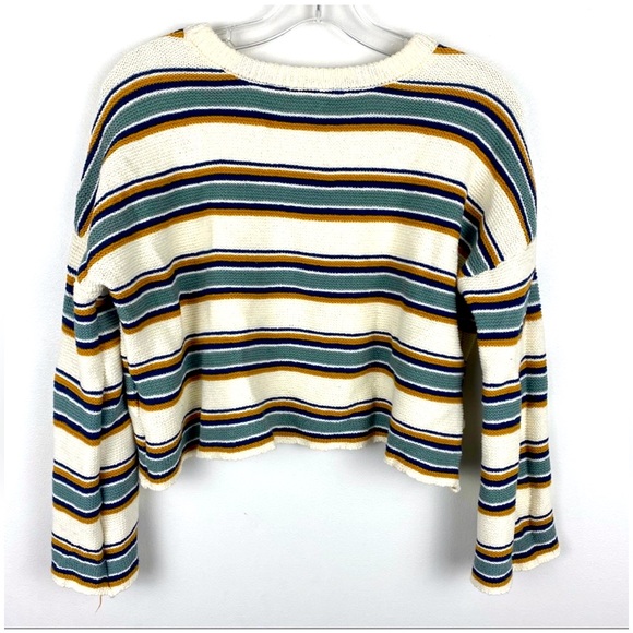 Other Follow Neutral Bell Sleeve Cropped Raw Seam Cropped Sweater Small - Picture 2 of 4